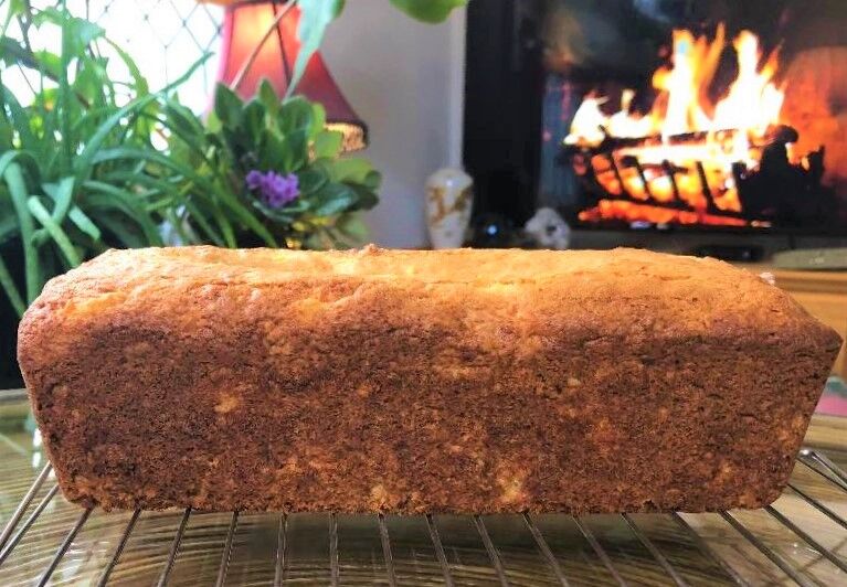 Queenie Cooks: Pineapple Walnut Bread 101